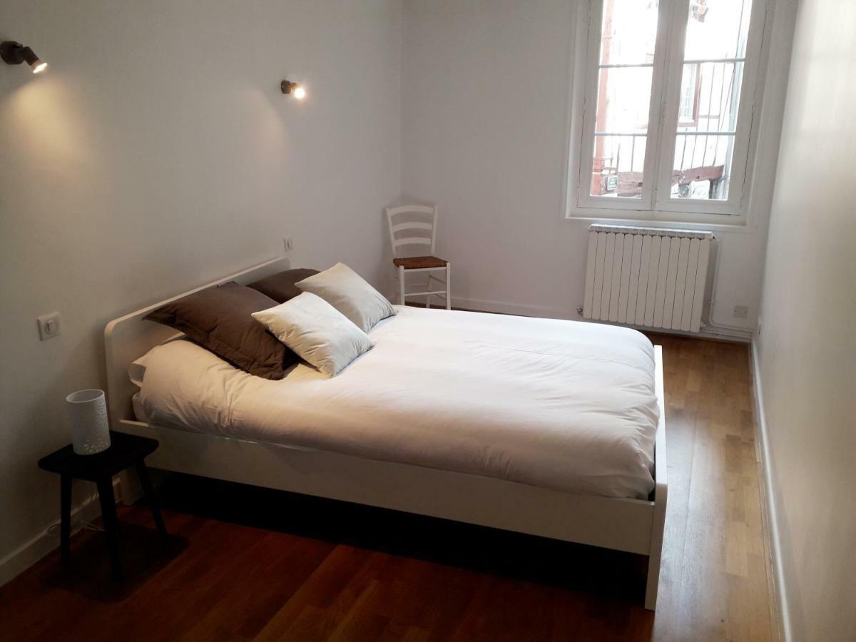 Appartement Au Coeur De Bayonne Sur Les Remparts Ngoại thất bức ảnh